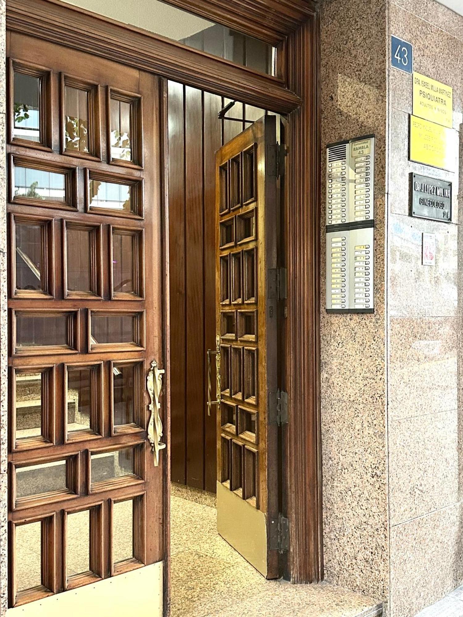 La Rambla 43 Contactless Apartment Аликанте Екстериор снимка